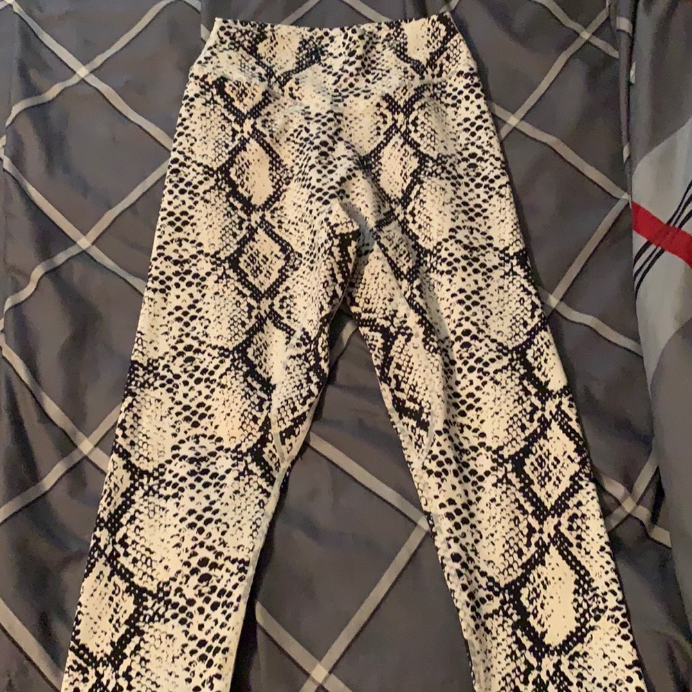 Kingdom Collection Boa leggings